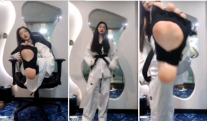 【初柒S】绝美学生主不良少女跆拳道粗口诱惑踹脚靶M强制踹-97LZTD-8343252