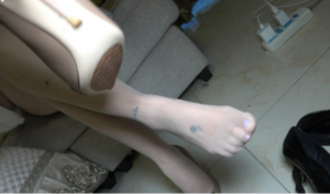 【彼岸花】第一视角三双肉丝高跟羞辱膜拜 -97LZTD-8343254