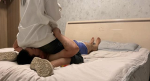 高中精神小妹坐脸窒息大挑战-97LZTD-8344719