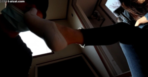 韩国hira女王-踢打 舔运动鞋 舔袜子-97LZTD-8344767