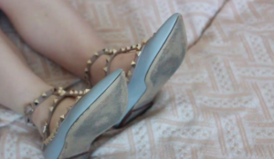 【黑丝诱惑】素人篇：大二学生晓俞裸足脚深喉-97LZTD-8344775