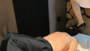 【冷鸢】店员下班后极度羞辱贱畜暴踩贱狗 -97LZTD-8344814