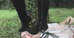 足彩管JO-05漂亮女友的野外虐踩-97LZTD-8344915