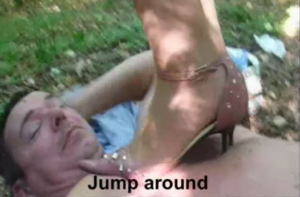 高跟鞋踩真的疼 在肉里旋转-97LZTD-8344969