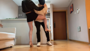 OL高跟光腿膝盖顶裆顶腹加关节技虐待男M-97LZTD-8345111