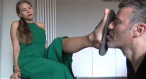 全高清舔鞋底系列1-97LZTD-8345137