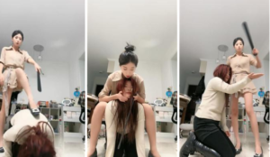 【西彤】羞辱超美母狗[下]-97LZTD-8345151