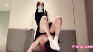 顶美素人全体重的压榨,骑马。断头骑，踩肩，耳光，踹肚子，脚耳光-97LZTD-8345180