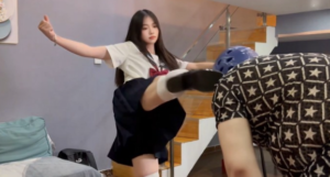 美少女小缘JK残暴踢狗头！踩脖辱骂-97LZTD-8345179