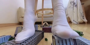 【GTS-VR】白丝学妹的圈养城市--1