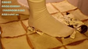 玉米老师多双鞋踩面包和瑞士卷蛋糕-97LZTD-834538929