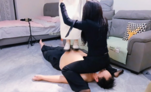 《素人双主调教》 -97LZTD-834538964