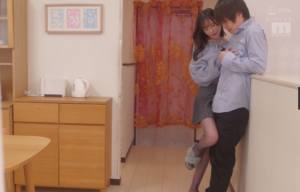 《值得珍藏》猥褻ストッキング美脚彼女のお姉-97LZTD-834539022