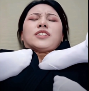 女忍者落难（踩手，群踩，踩脸）-97LZTD-83454107