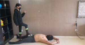 『超S·联盟』蒙面侠女调教色狼 -97LZTD-834541363