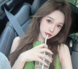 『红颜榜』挽帝女王日常玩脚奴足部护理-97LZTD-8345415465