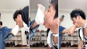 【静御殿下】牛仔裤女神白袜辱-97LZTD-834541571700