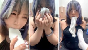 【单纯】玩弄恋臭母狗【中】-97LZTD-834541571705