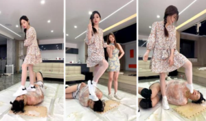 【麋鹿银儿】保鲜膜缠丝爆踹头白袜深喉怼全体重踩强制吃-97LZTD-8345415717171