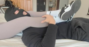 鹤欣女主瑜伽裤腿夹脖子-97LZTD-8345415717288