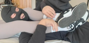 鹤欣女主瑜伽裤腿夹脖子-97LZTD-8345415717288