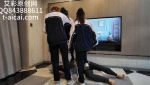 『chnnsct1818』深圳女高赏赐食物，踢肚子踩跺手脚 -97LZTD-83454157174516185021112923