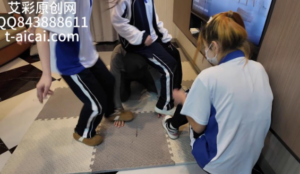 『chnnsct1818』深圳女高赏赐食物，踢肚子踩跺手脚 -97LZTD-83454157174516185021112923