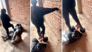 【贝拉】户外工地暴力虐打-97LZTD-834541571745161850211129402