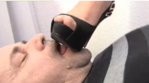 法国FootFetishAttitude无敌61部超级大合集！户外室内各种调教超全-97LZTD-834541571745161850211129412024