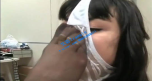 原味丝袜脚踩脸内裤套头闻臭靴子-97LZTDGXFC-0000025