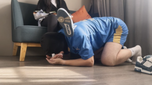 【足下生辉】新人女主Paneer的第一次尝试（真实且主动） -97LZTDGXFC-00000302