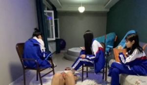 【与精神小妹的那些事】群踹+群踩+钉子鞋-97LZTDGXFC-00000313248