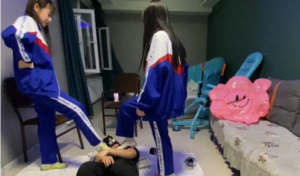 【与精神小妹的那些事】群踹+群踩+钉子鞋-97LZTDGXFC-00000313248