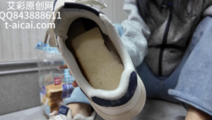 『chnnsct1818』双女生臭脚汗面包片鞋垫纯享版-97LZTDGXFC-0000031327012