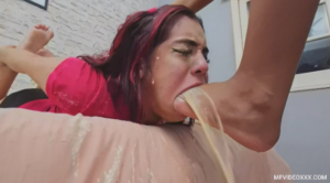 MF 超深喉8 40码大脚撑炸嘴巴 黄胆汁都呕出来 喷得摄像头都是-97LZTDGXFC-000003132702716