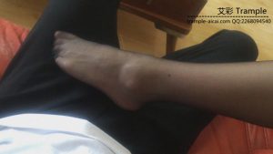 高傲女老板的黑丝剧情丝情袜虐