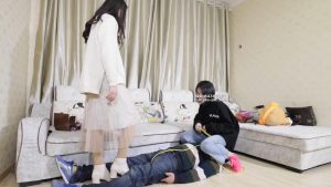 南一宅七极限羞辱