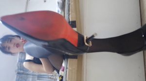 超模园女王经典第一视角羞辱脚奴