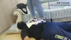 【AJgirls】剧情健身美女篮球鞋踢裆虐打老公