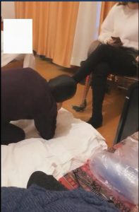 贵阳莱莱女王调教舔鞋底的狗奴