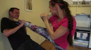 DeadlyFights女子格斗踢踹男人四部合一