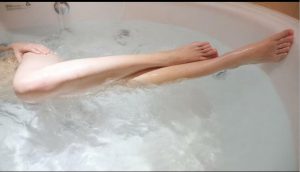 唐韵国际--小琪泳装浴美足