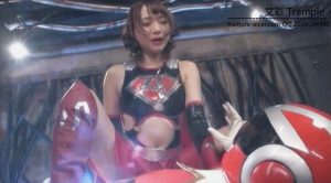 黑化女战士凌辱虐踩 高清