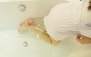 唐韵国际---(VX0013)彩玉肉丝足沐浴