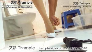 婧児小主S308全语言戏虐践踏 女巨人姐姐白高跟鞋跟跺碎