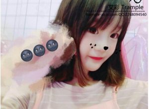 被00后双萝莉主踩踏骑坐舔足！