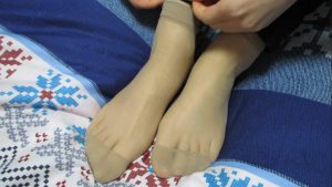 羽佳白皙裸足与丝袜足秀