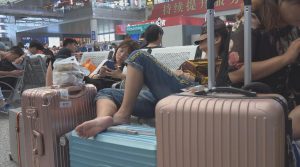 [子林4K视频]轻熟少妇独具风韵，一双劲足露得坦荡彻底[0640]