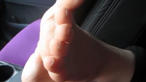 麻辣烫老板娘阿妍车内足秀