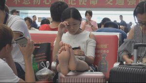 [子林4K视频]无脚底不过瘾，正机位头脚同框，再细致扫描一双少女玉足[0600]